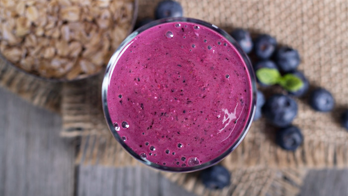 Image Of A Fruit Smoothie Indicating What An Athlete Should Eat For Their Pre Workout Breakfast